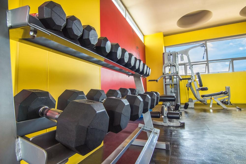 Ghl Hotel Montería Extérieur photo A gym at the hotel