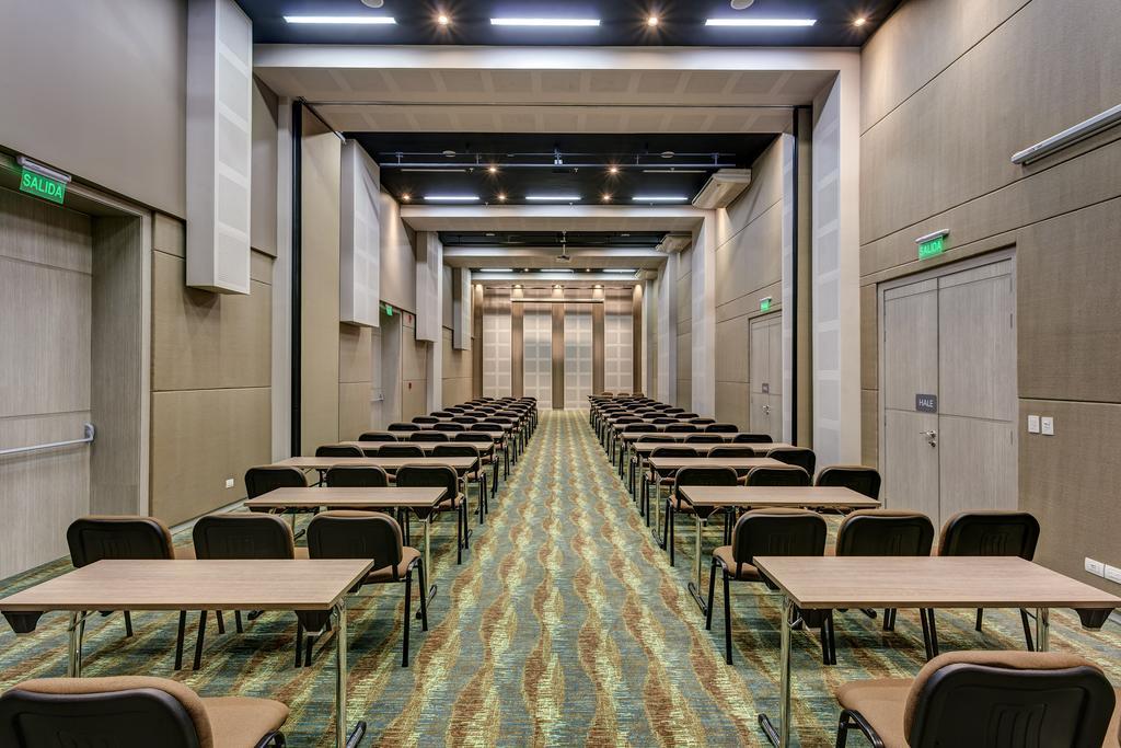 Ghl Hotel Montería Extérieur photo The 2018 conference venue